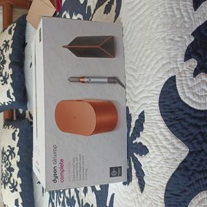 Authentic Dyson Air Wrap complete gift edition